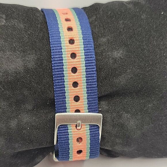 Fossil WB1028 Womens Multicolor Nylon Brown Analog Dial Quartz Wrist Watch BC942 - Picture 4 of 9